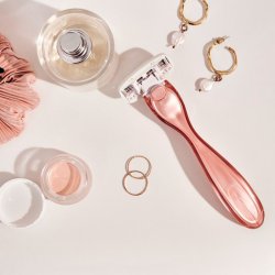 Wilkinson Sword Woman Barberskraber Intuition Complete